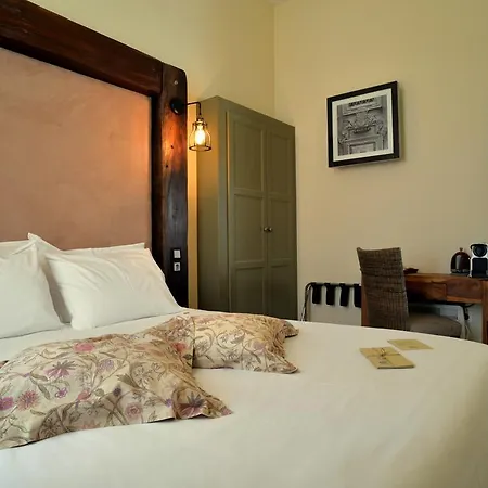 Bed & Breakfast 1901 Hermoupolis 4*