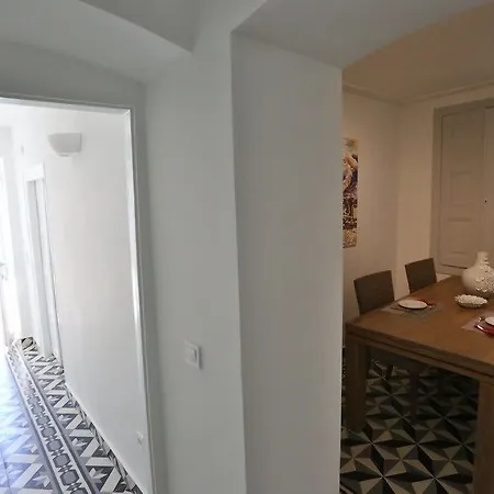 1901 Hermoupolis Bed & Breakfast 4*