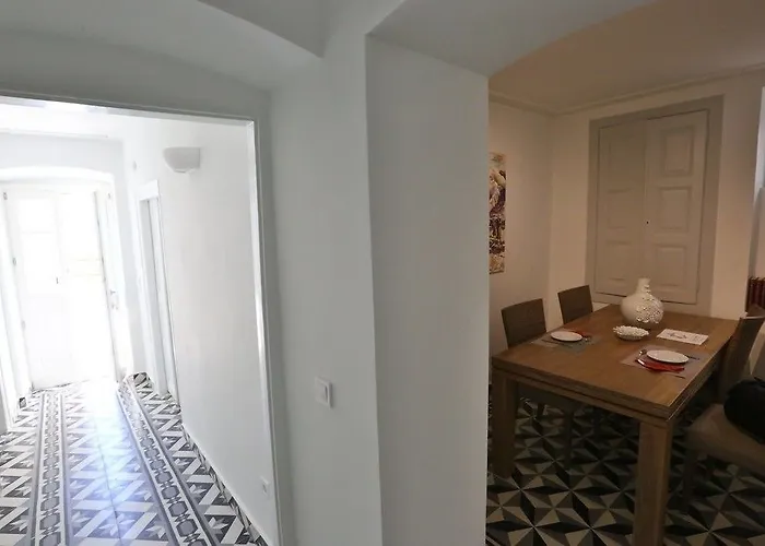 1901 Hermoupolis Bed and Breakfast 4*