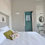 1901 Hermoupolis Bed and Breakfast Ερμούπολη