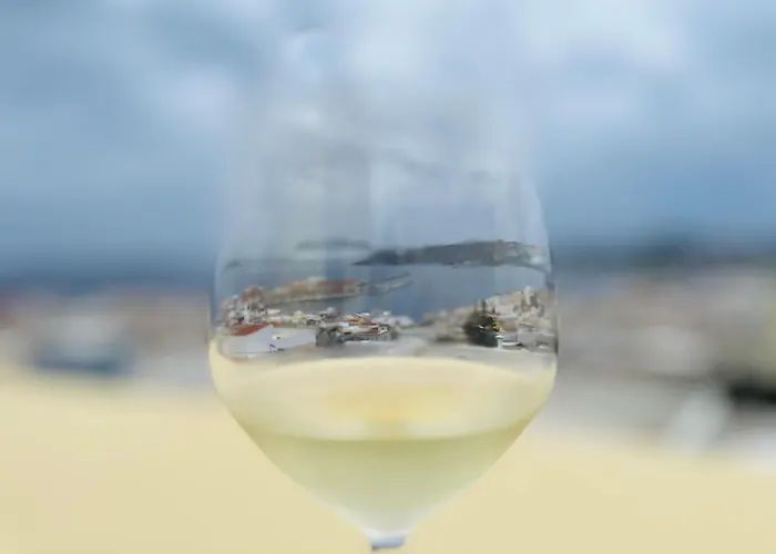 1901 Hermoupolis 4* エルムポリ