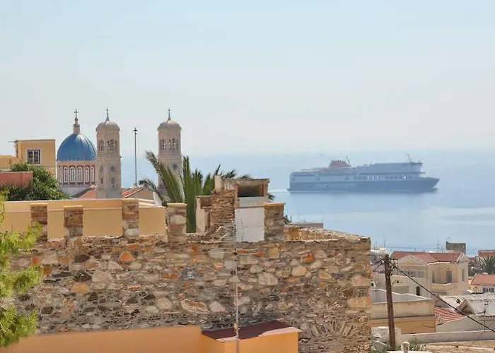 Frühstückspension 1901 Hermoupolis 4*